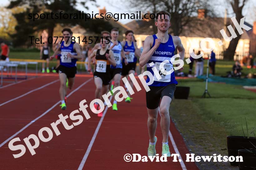 1500 metres, 2024 NEGP 1, Monkton Stadium, Jarrow. Photo: David T. Hewitson/Sports for All Pics